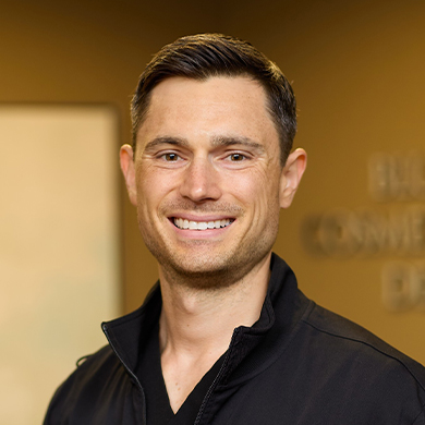 Dr. Graham Naasz